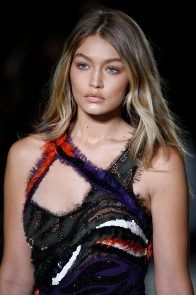 Look 144
